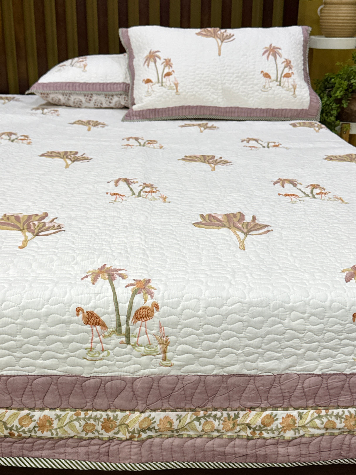 premium-palm-print-quilted-bedcover