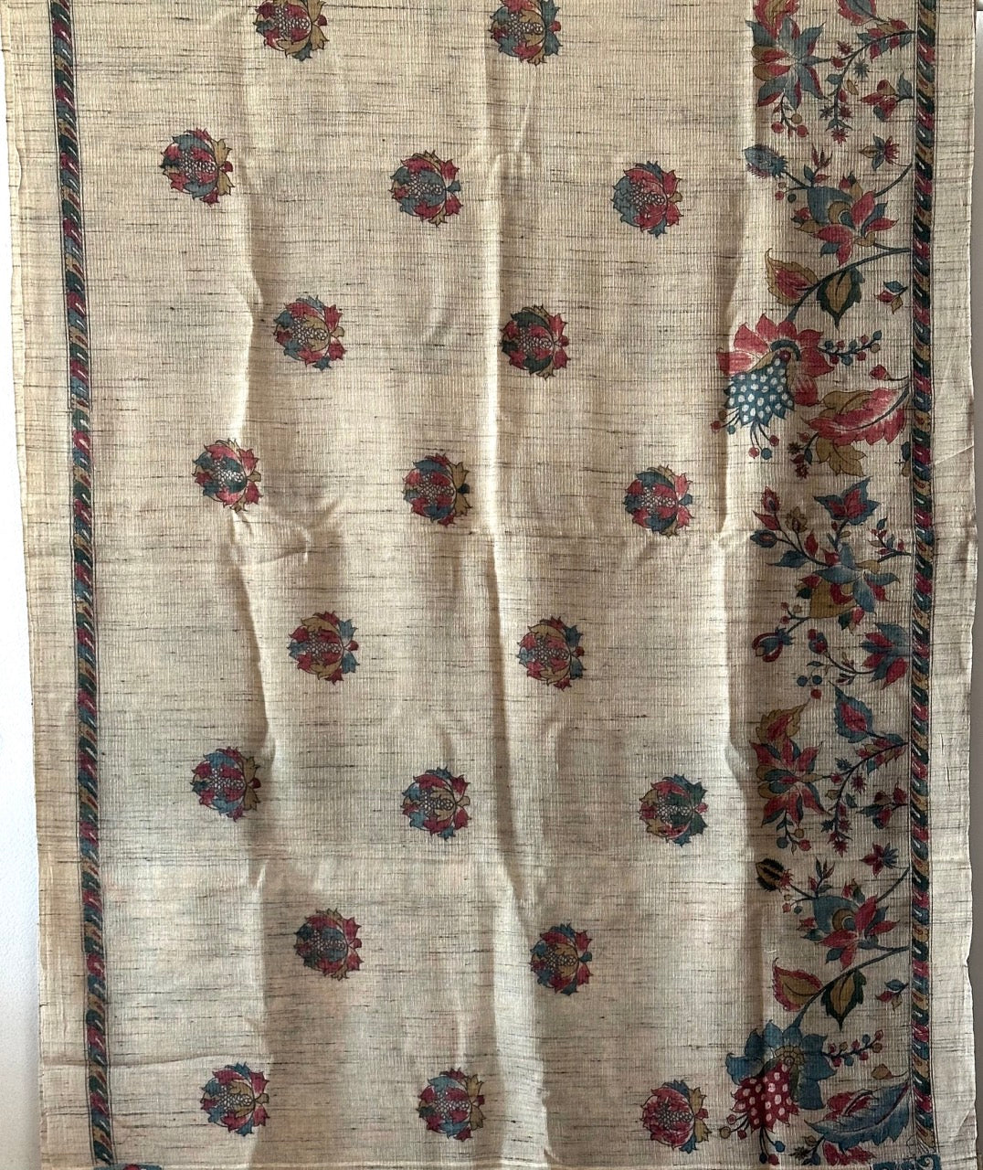 beige-desi-tussar-silk-floral-kalamkari-saree-border-close-up