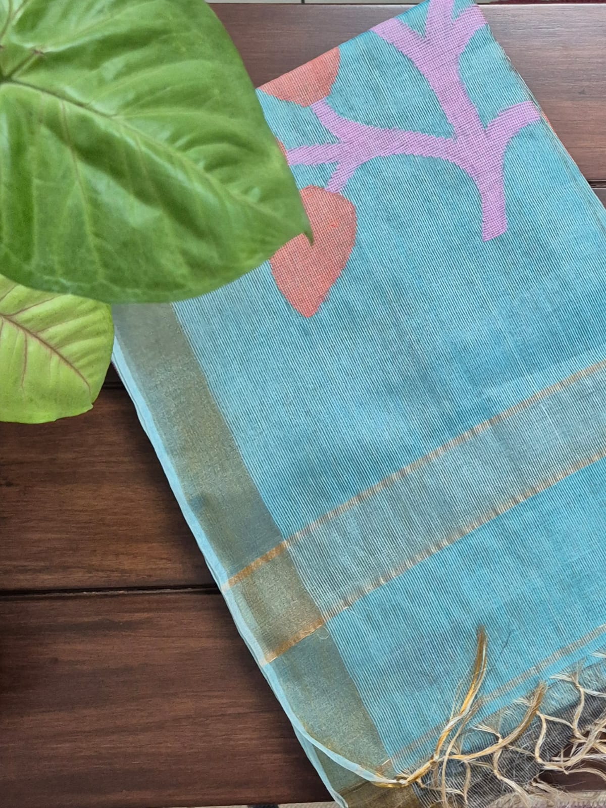 bengali-breeze-handloom-tussar-tissue-silk-jamdani-saree