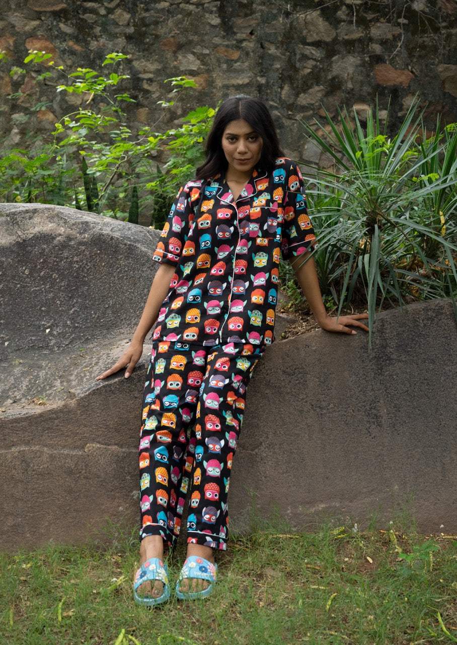 black-colourful-owl-theme-cotton-pajama-pattern-view