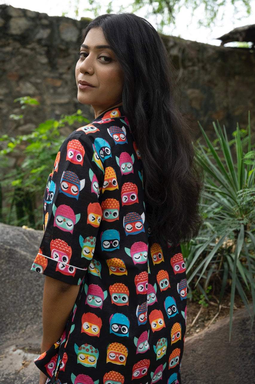 black-colourful-owl-theme-cotton-pajama-texture-view