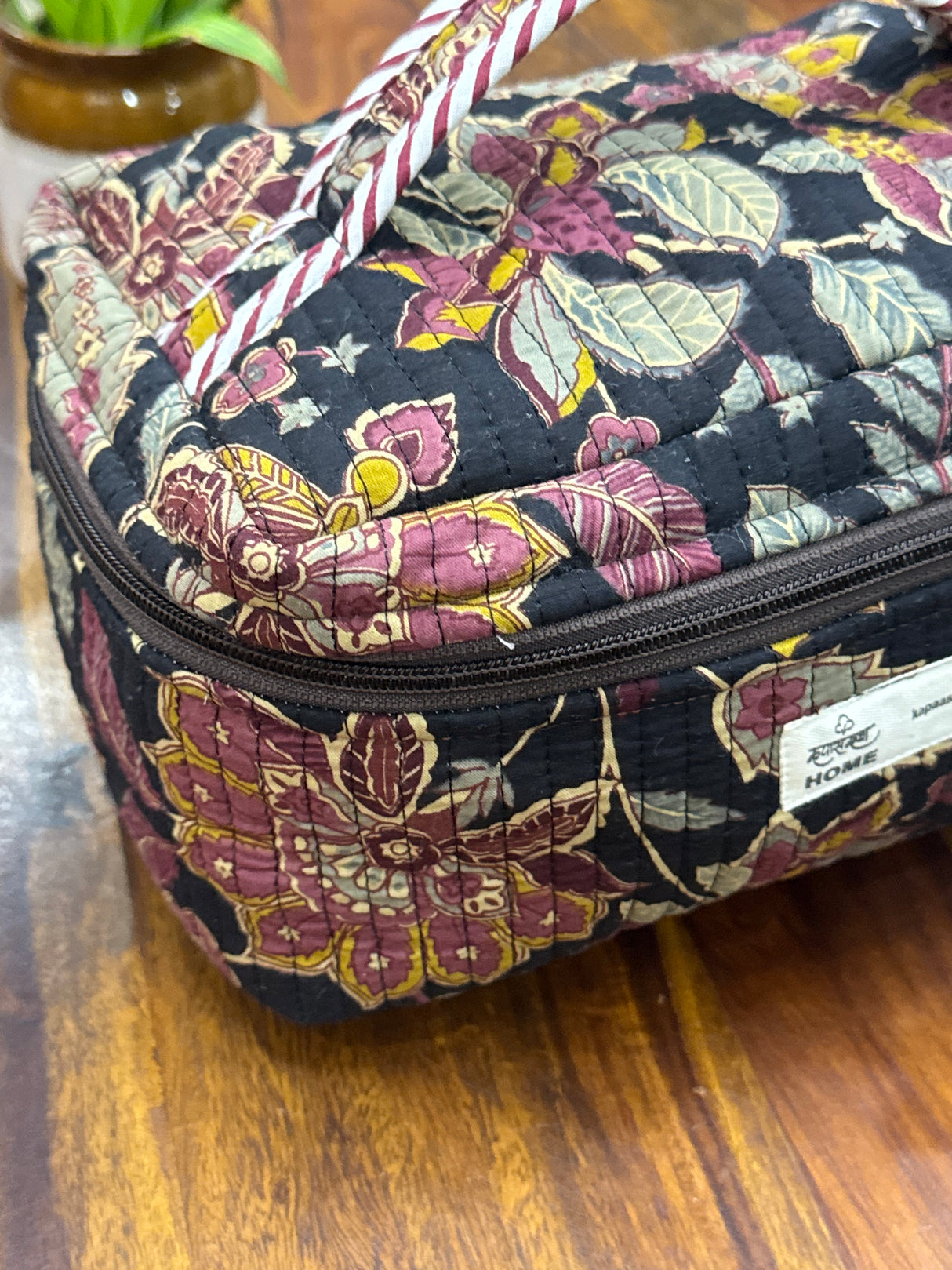 blockprint-beautiful-handcrafted-multipurpose-toiletry-bag