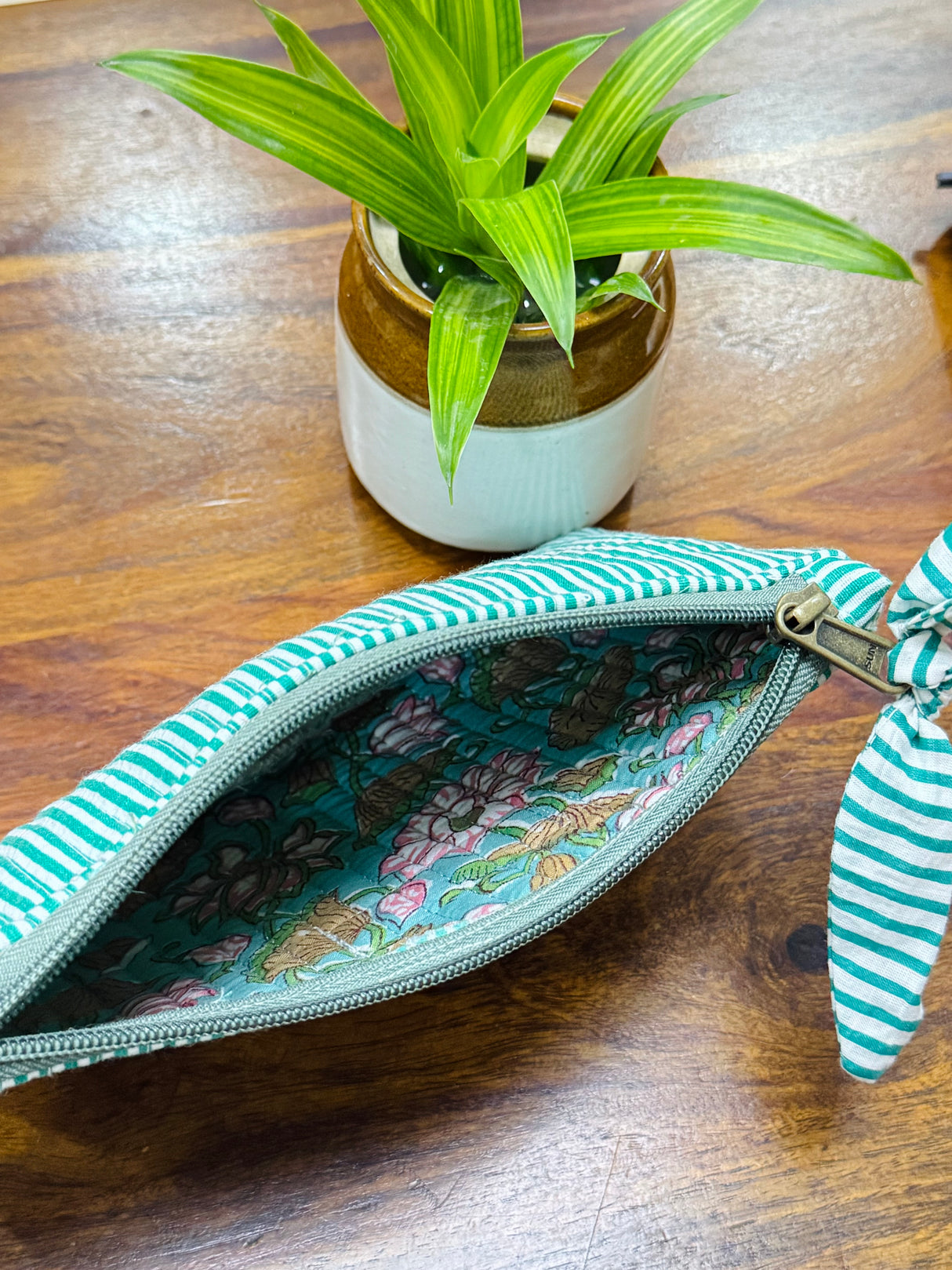 blockprint-charming-trio-flat-pouch-organiser-set