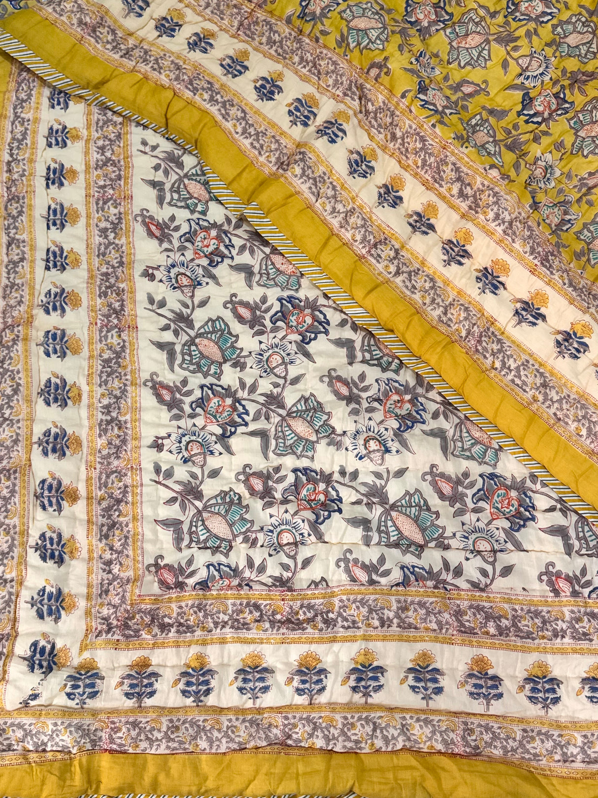 blockprint-cotton-bedding-quilt