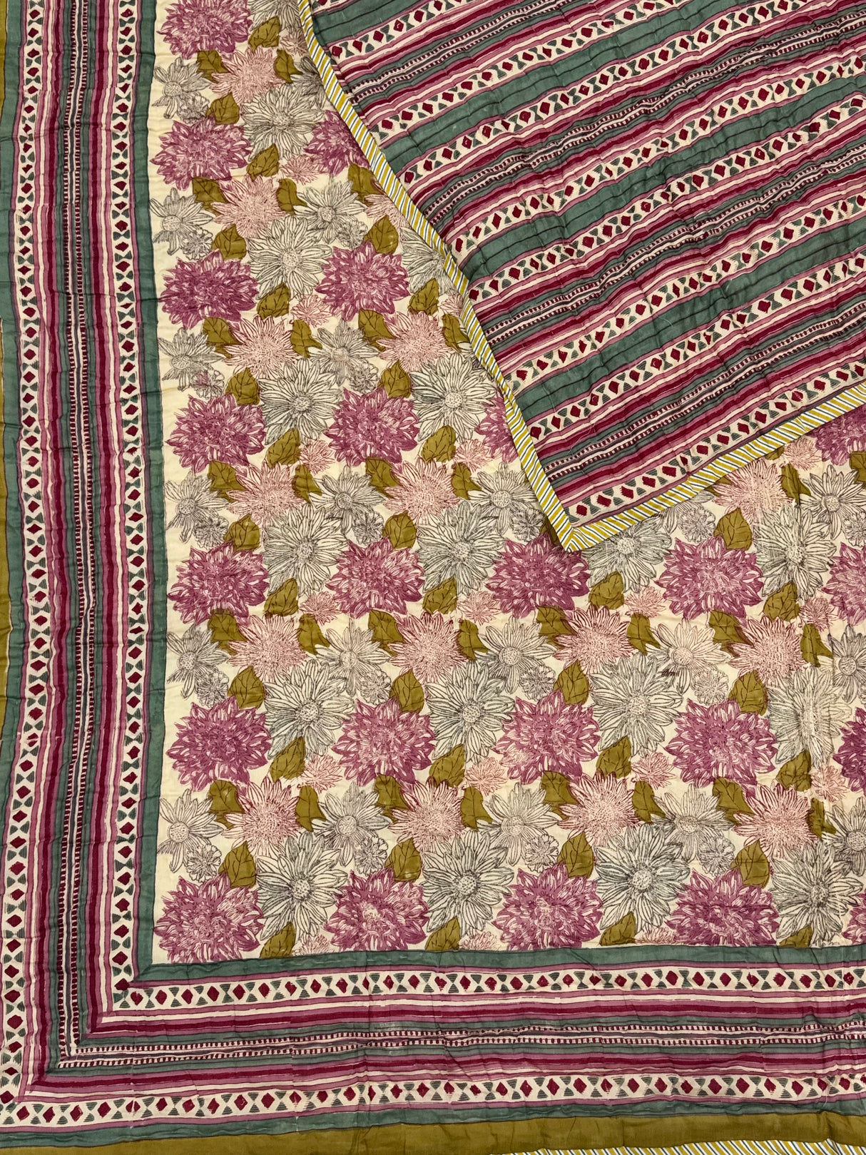 blockprint-handcrafted-jaipur-quilt