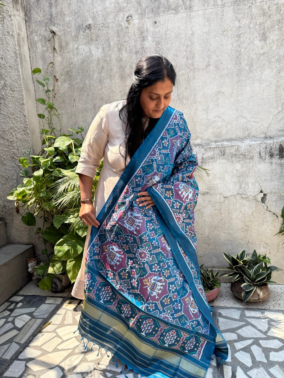 Handloom Blue and Red Mulberry Silk Ikat Patola Dupatta with Elephant Theme