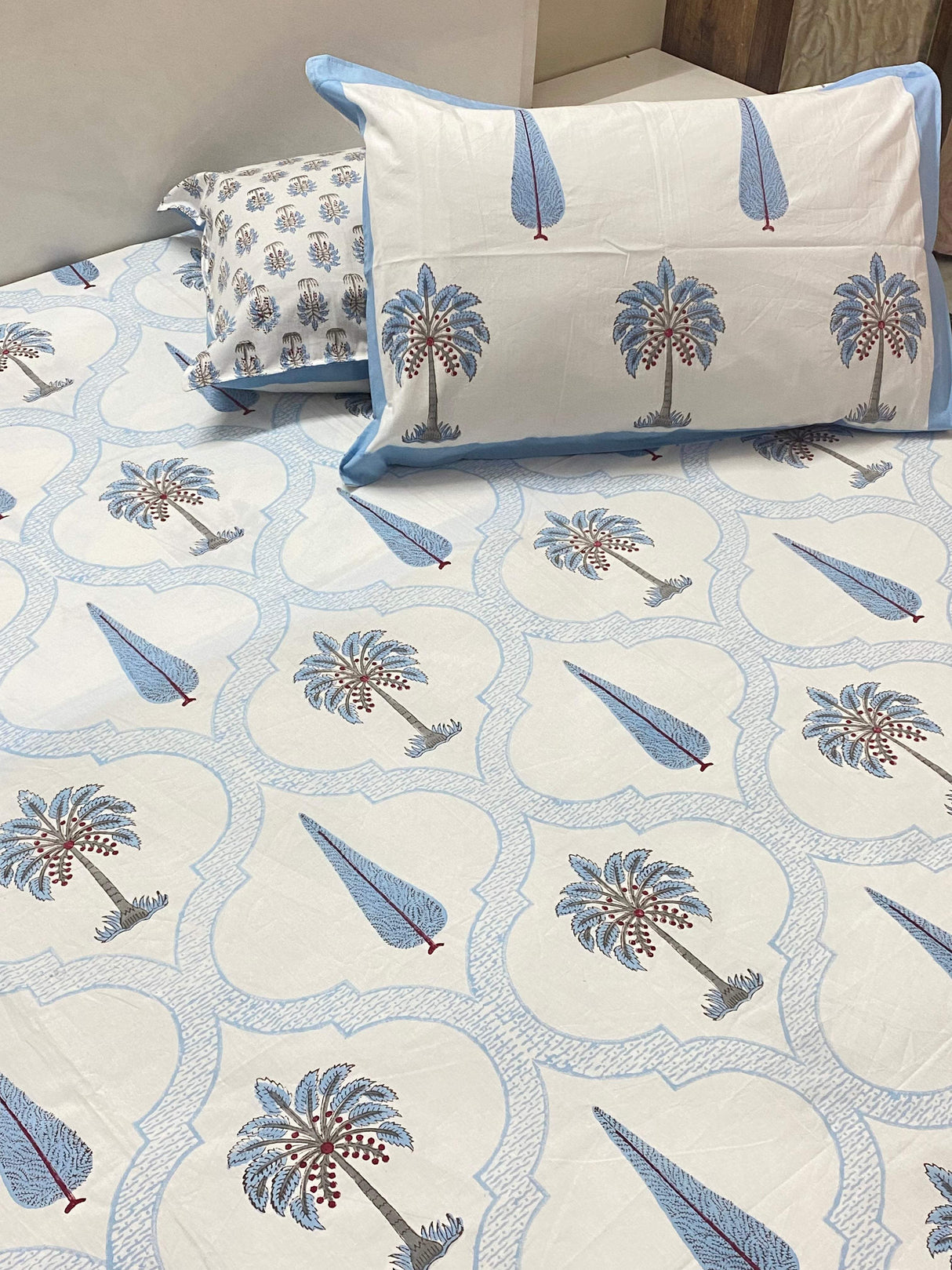 blue-tree-king-cotton-bedsheet-side-view