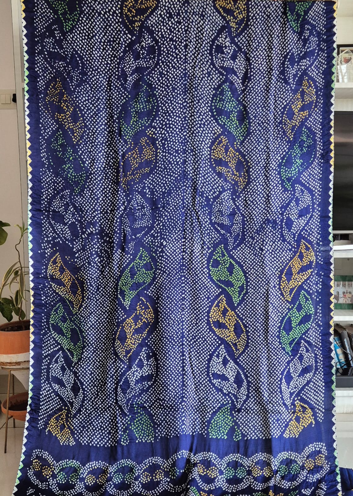 blue-yellow-green-gajji-silk-bandhani-saree