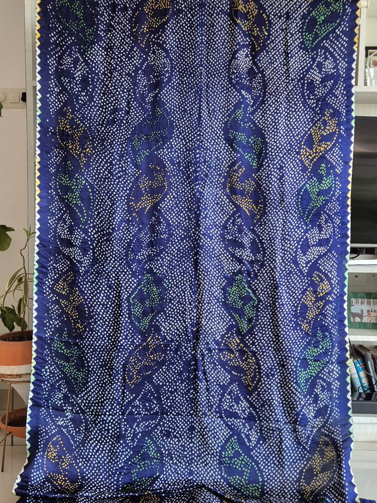 blue-yellow-green-gajji-silk-bandhani-saree