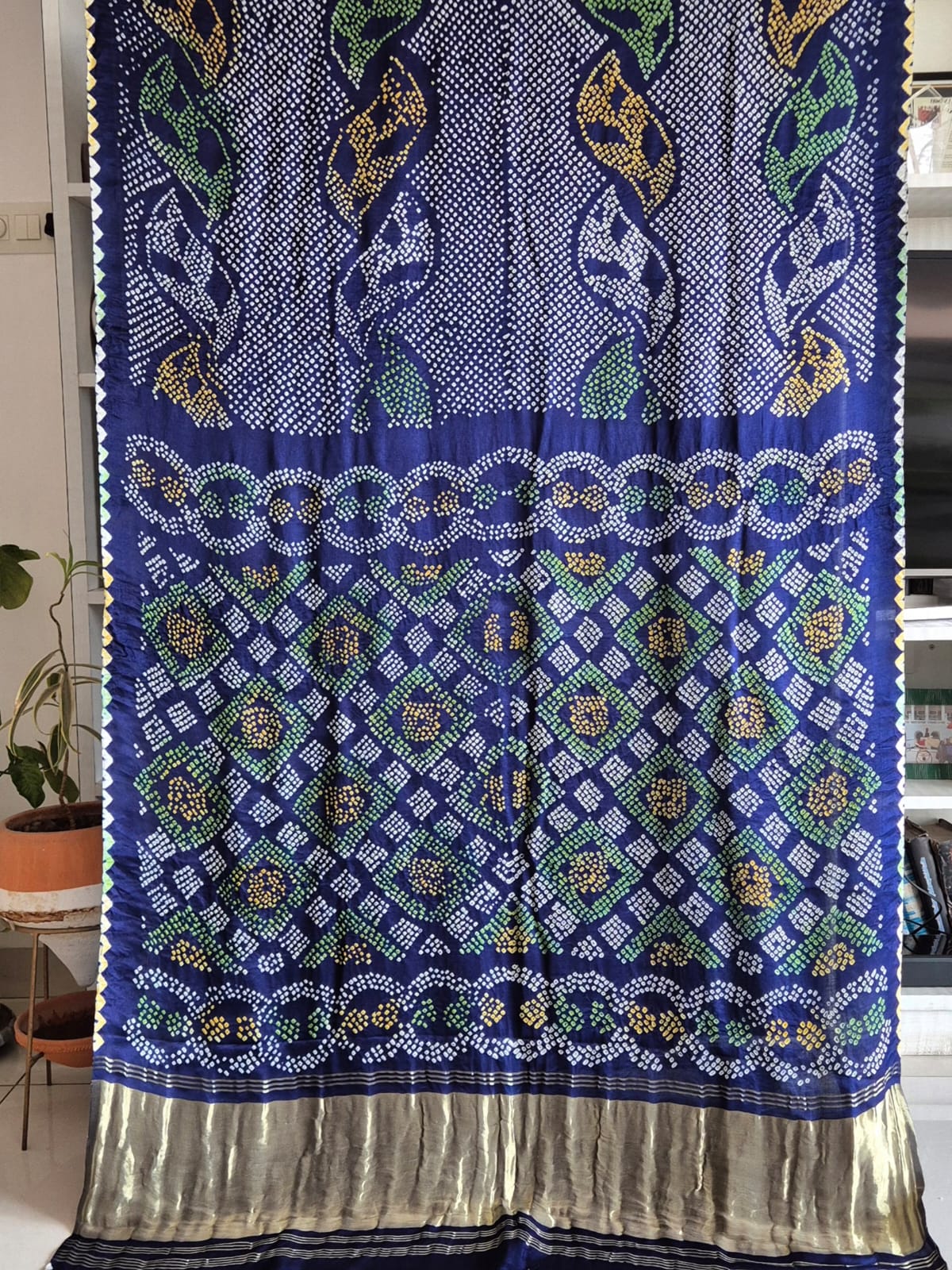 blue-yellow-green-gajji-silk-bandhani-saree