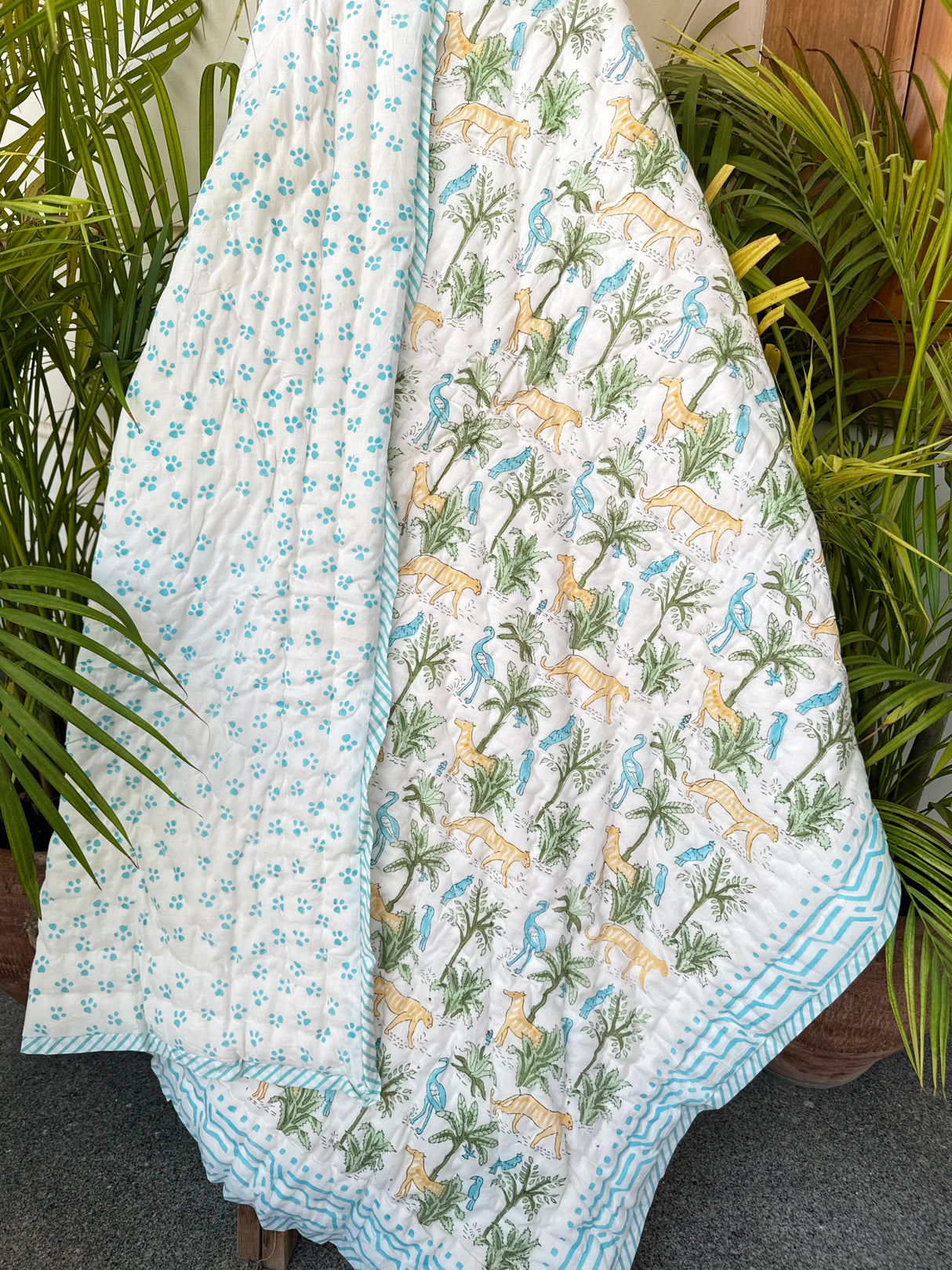 breathable-gentle-sleep-unicorn-theme-kids-mulmul-handblock-quilt