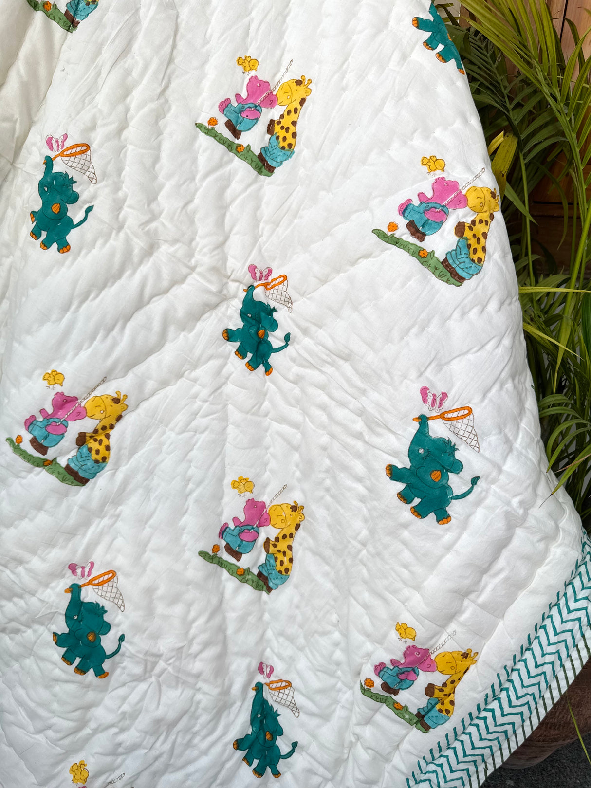 breathable-soft-rest-unicorn-theme-kids-mulmul-handblock-quilt