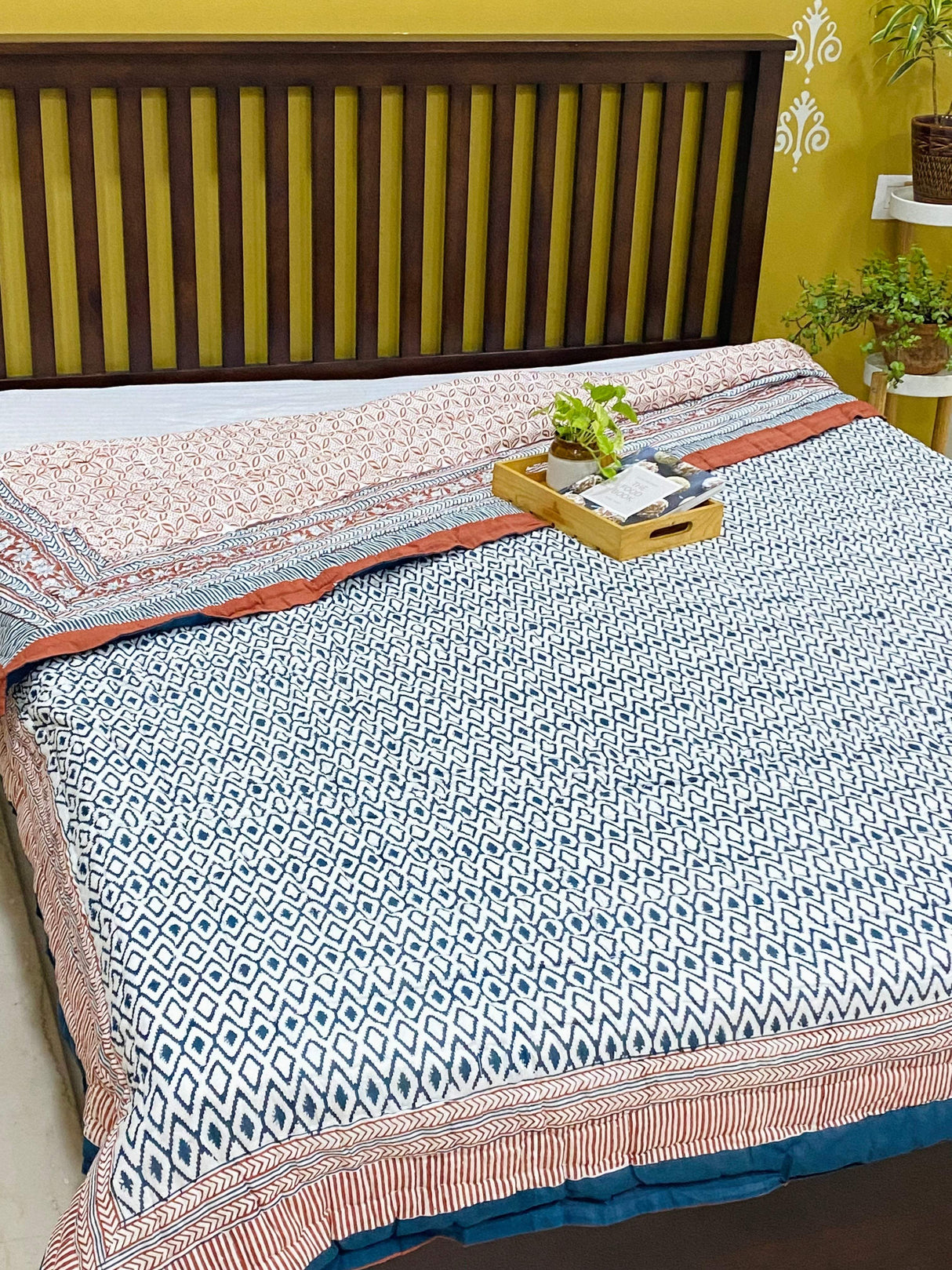 brown-color-king-cotton-quilt-complete-view