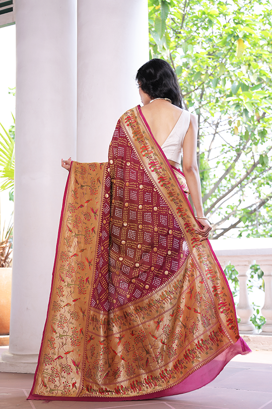 Handloom Pure Georgette Bandhani Saree with Beautiful Garden Theme Border