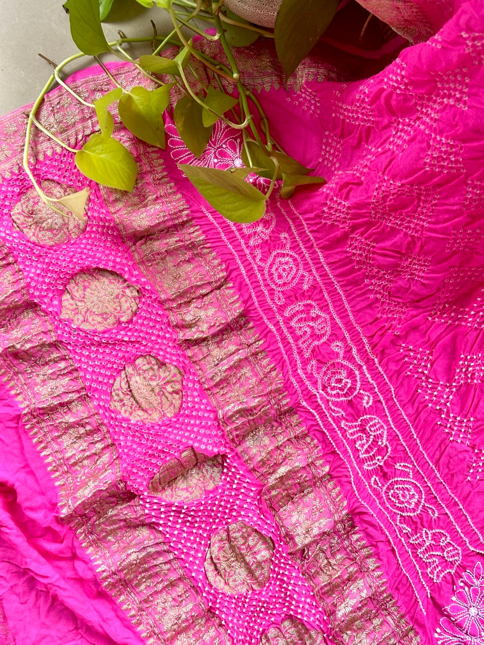 bubble-gum-pink-pure-banarsi-georgette-bandhani-dupatta-with-chikankari