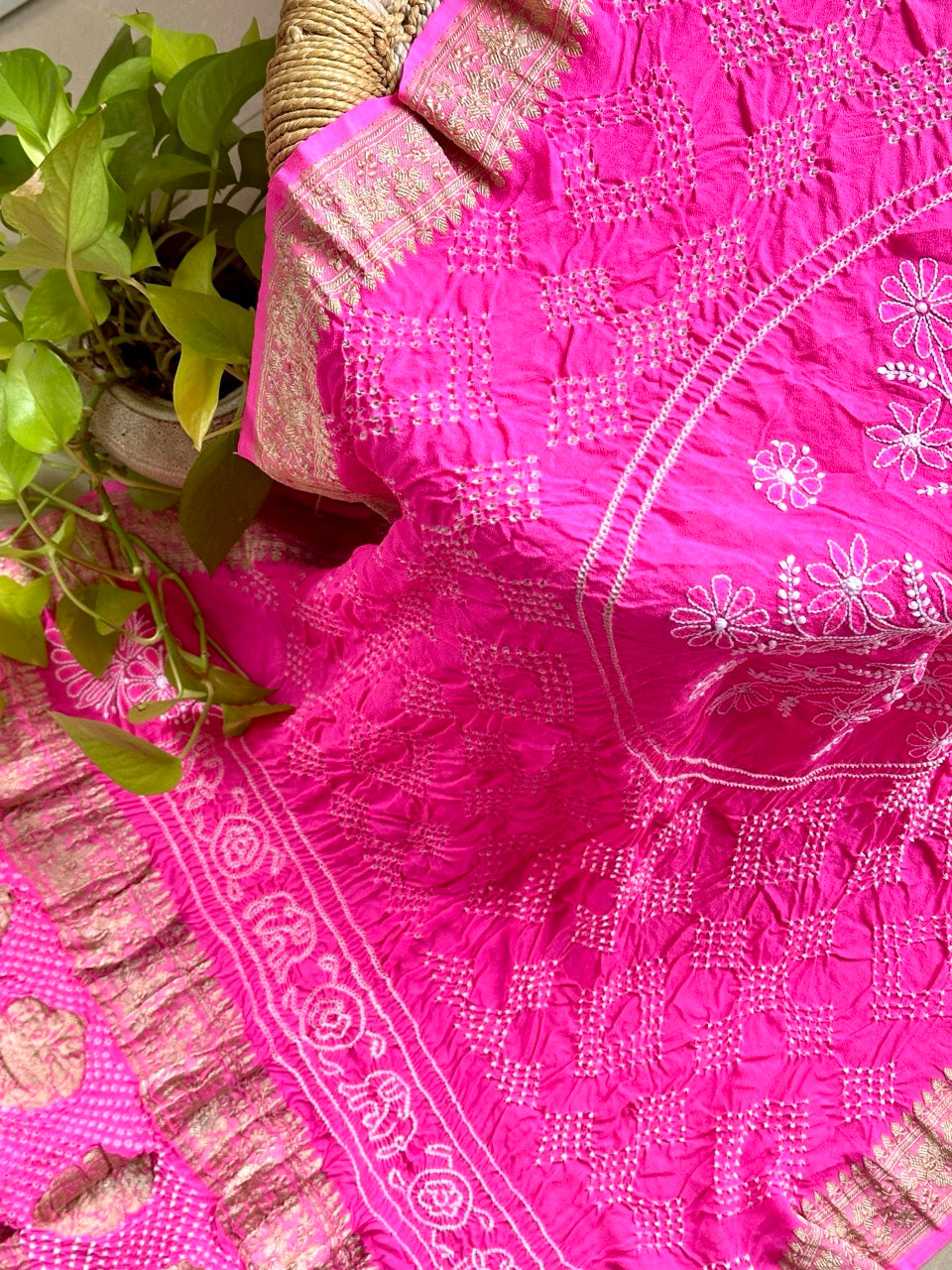 bubble-gum-pink-pure-banarsi-georgette-bandhani-dupatta-with-chikankari