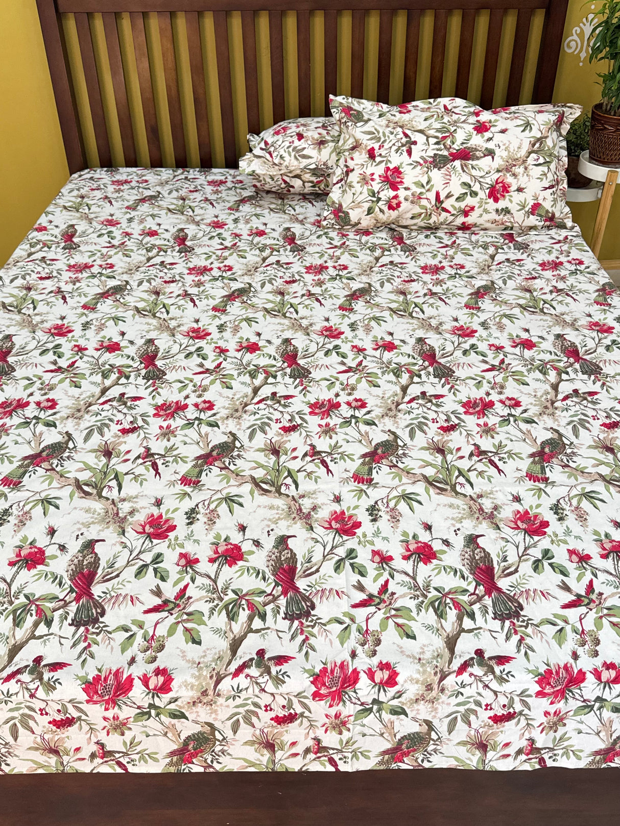 floral-printed-cotton-bedsheets-india