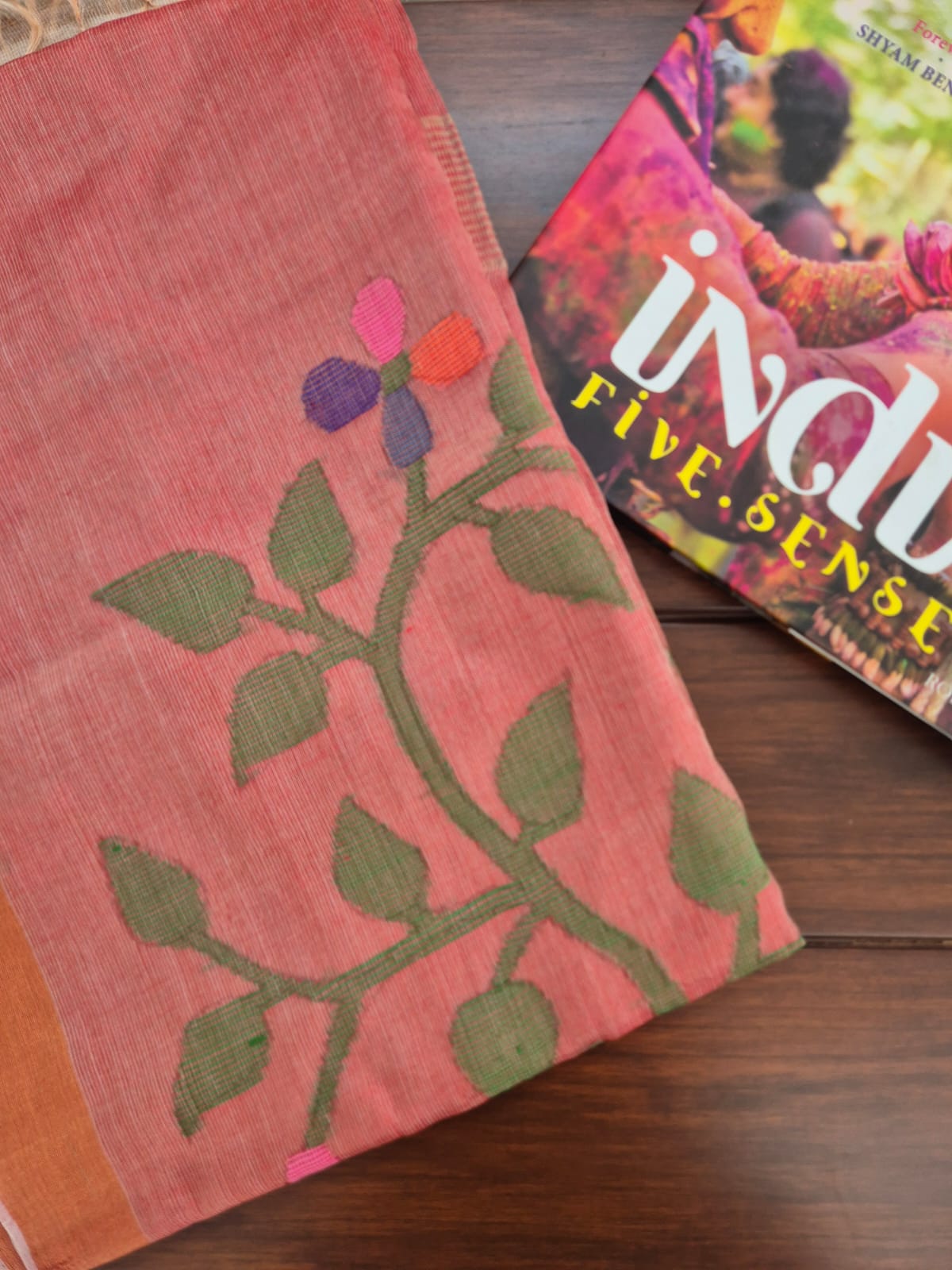 sophisticated-carrot-red-handloom-tissue-silk-saree-with-jamdani-weaving