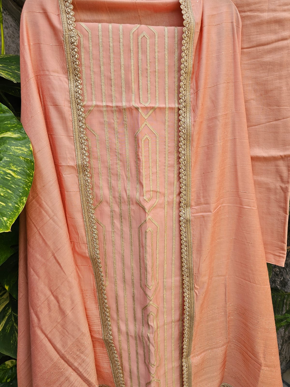 chanderi-cotton-applique-peach-unstitched-suit-set