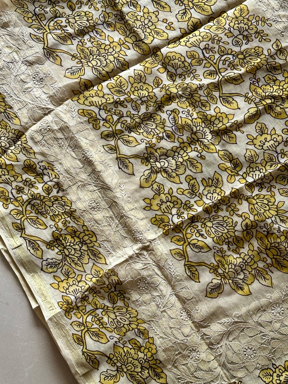 chanderi-cotton-silk-floral-kalamkari-dupatta-with-lucknow-embroidery