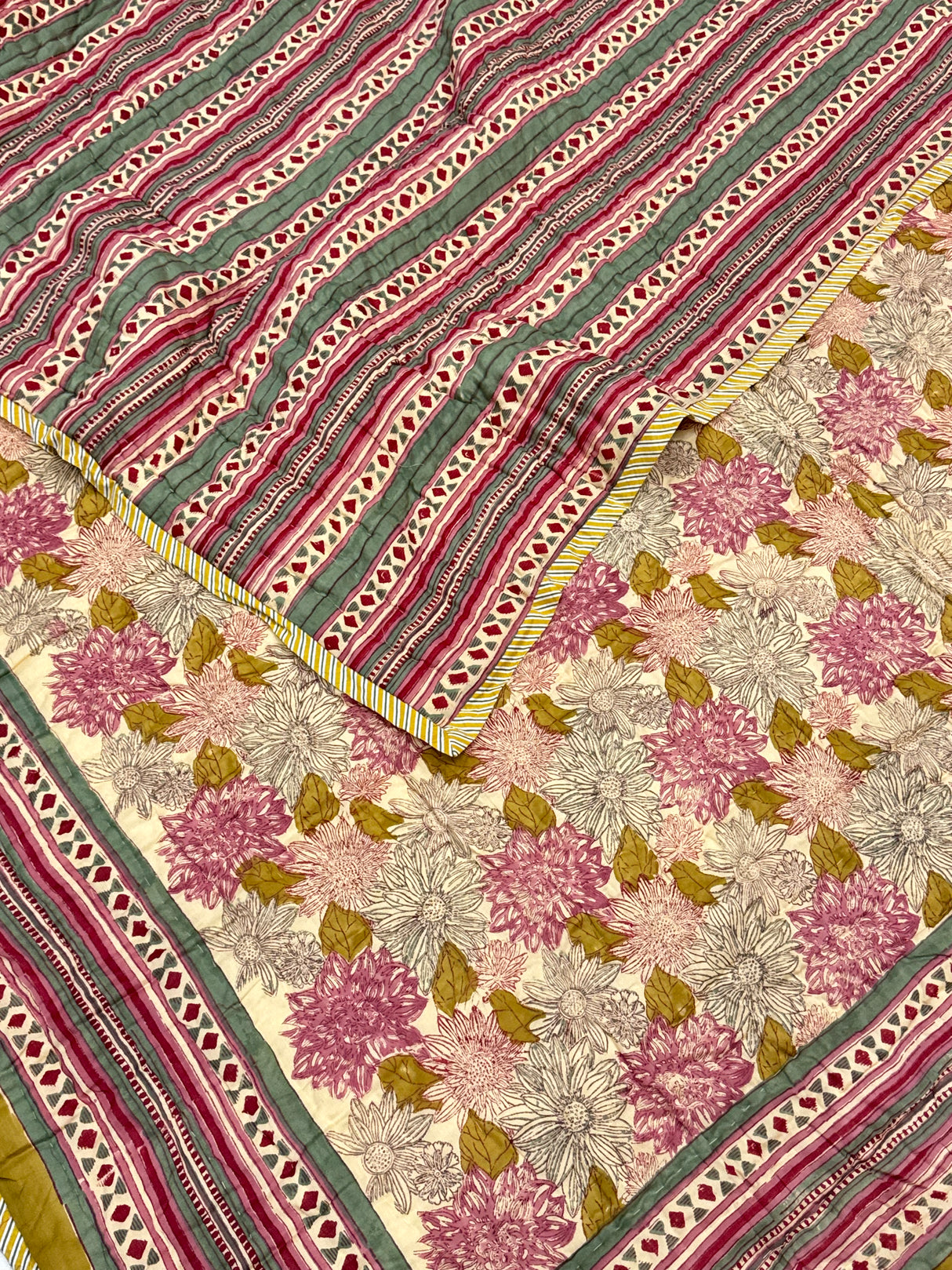 classic-jaipuri-hand-quilt
