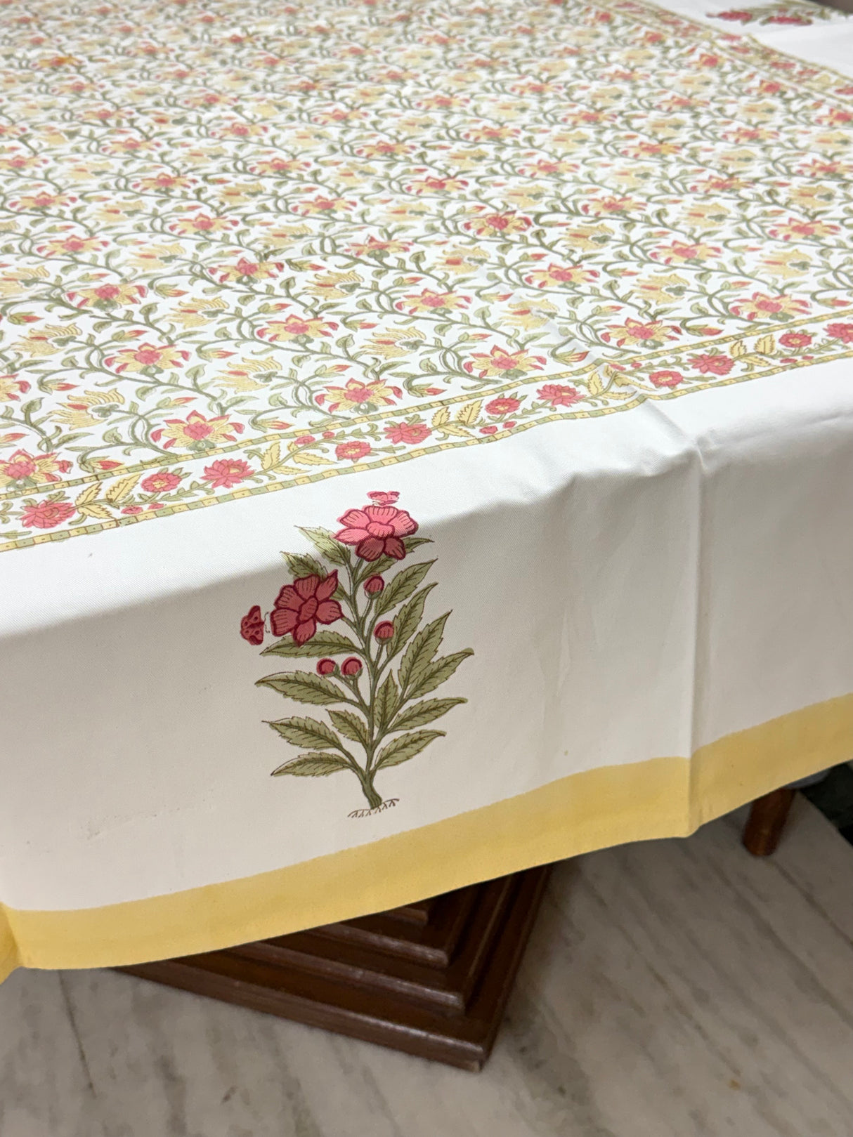 cotton-canvas-dining-table-cover