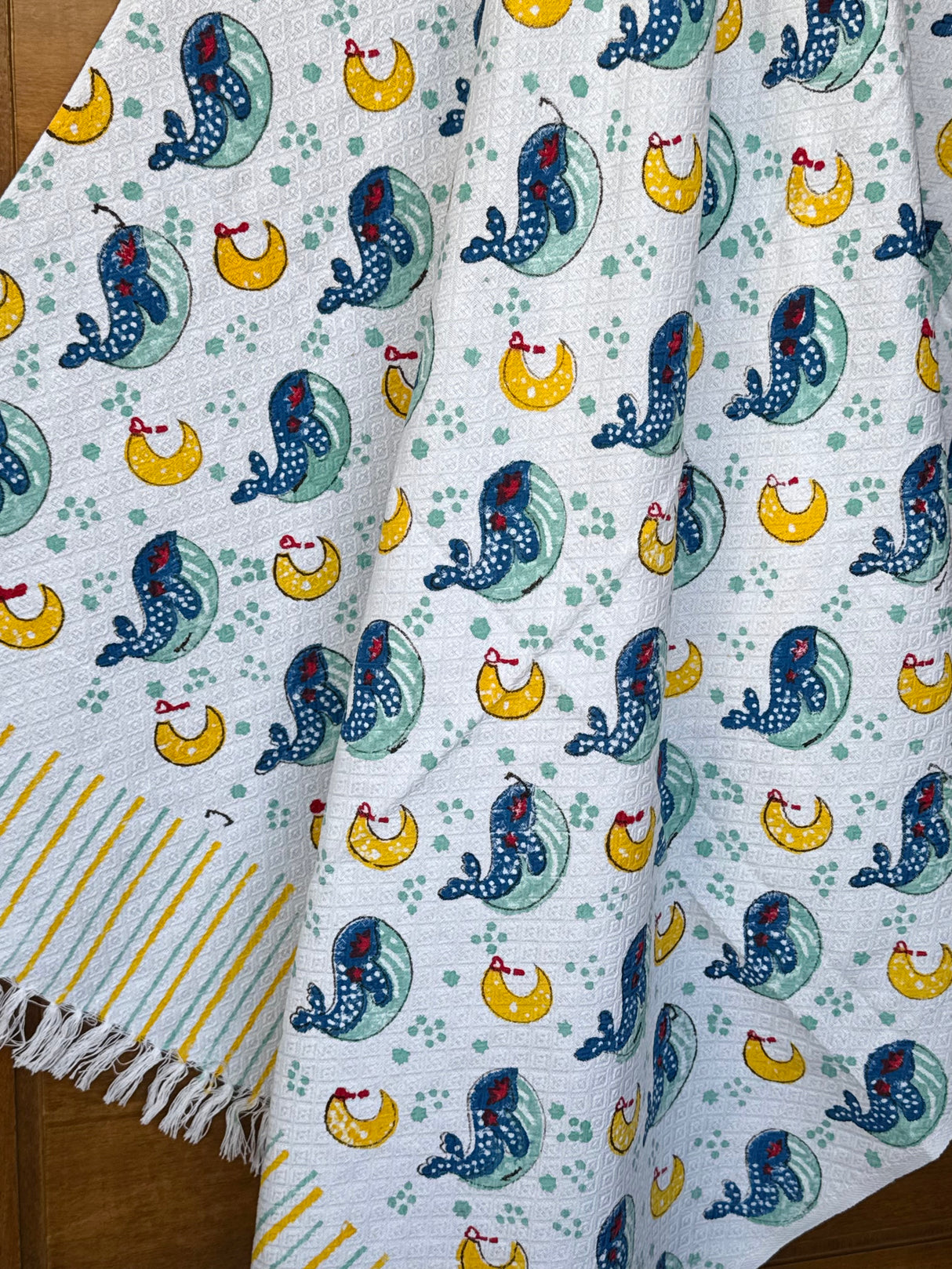 cotton-jacquard-towel-with-sea-creatures