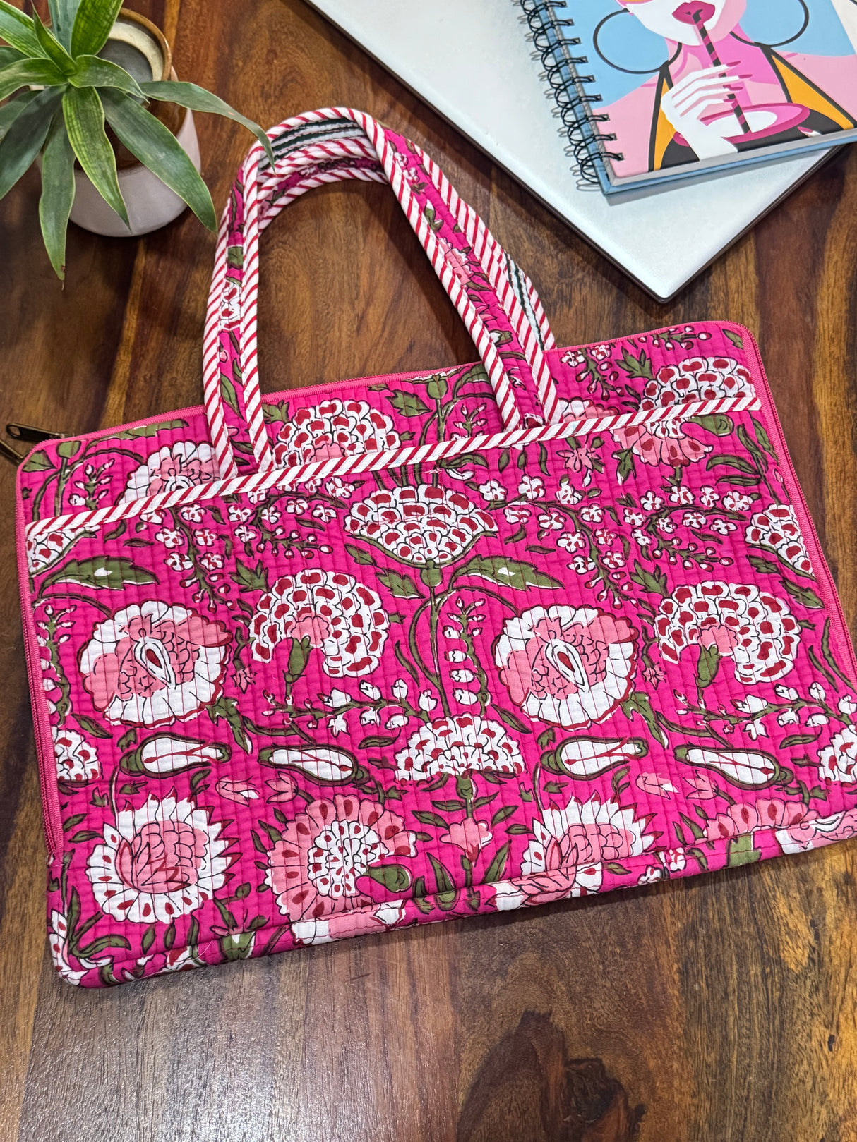 cotton-quilted-laptop-sleeve