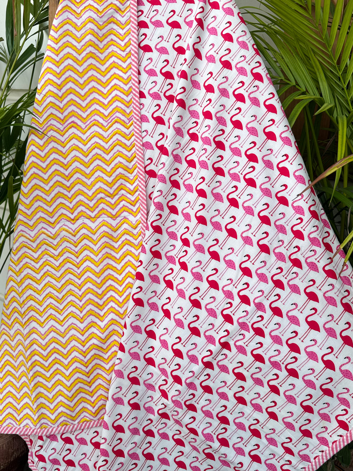 cozy-comfort-flamingo-print-pink-yellow-layered-kids-blanket