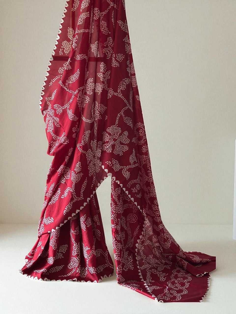 deep-red-bloom-mulberry-silk-bandhani-saree