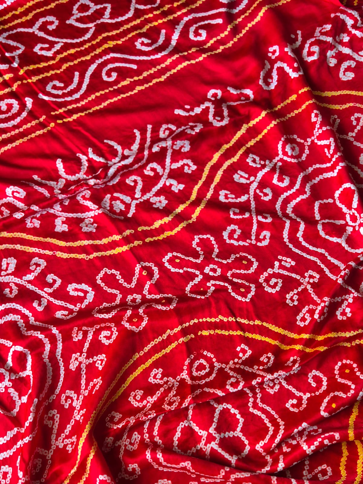 divine-beauty-red-pure-gajji-silk-floral-bandhani-saree