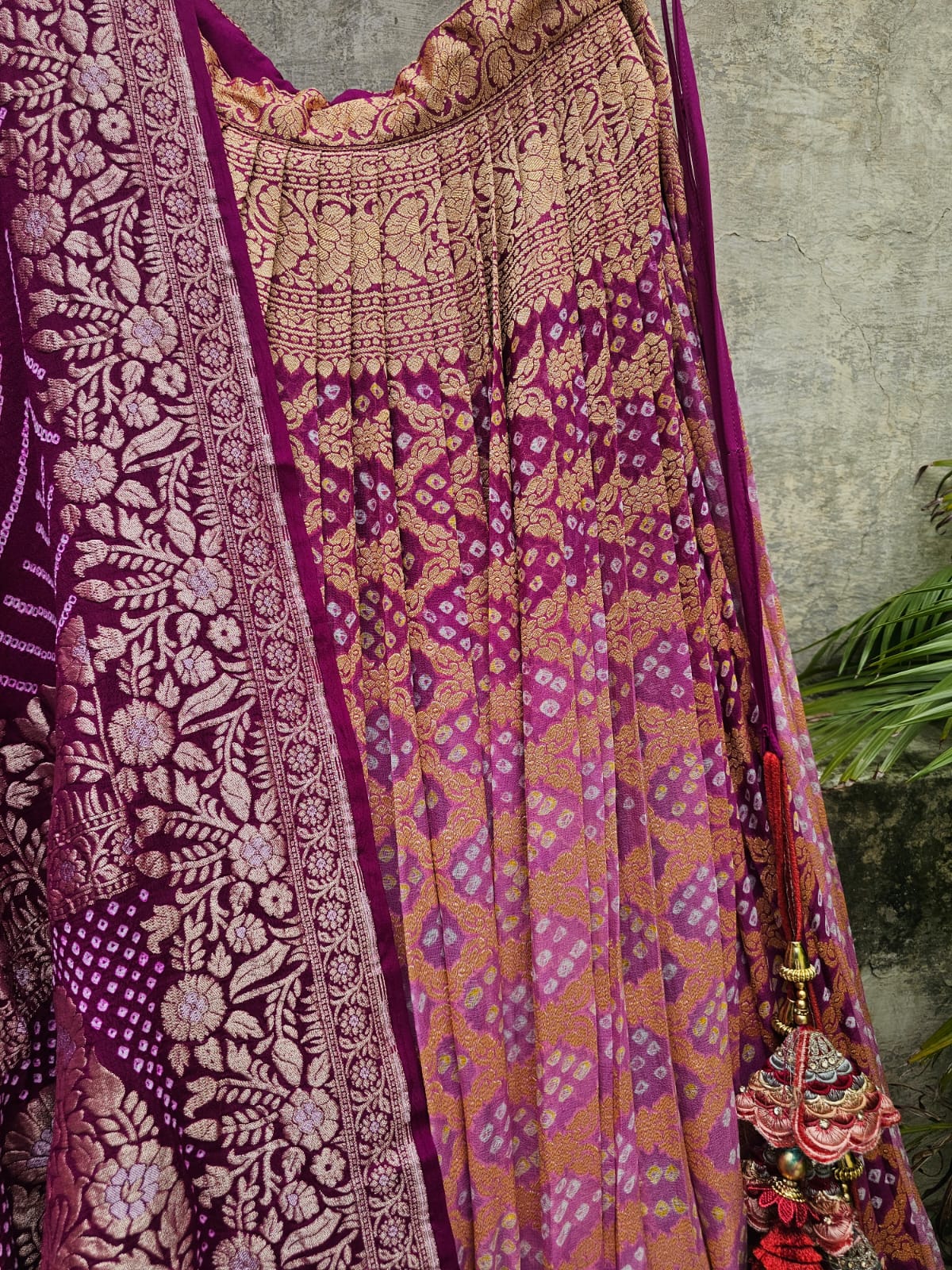 dual-shade-of-plum-magenta-pure-banarsi-georgette-bandhani-lehenga