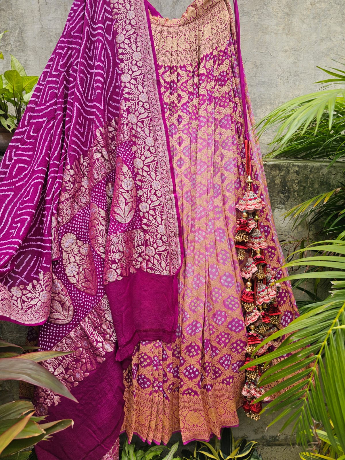 dual-shade-of-plum-magenta-pure-banarsi-georgette-bandhani-lehenga