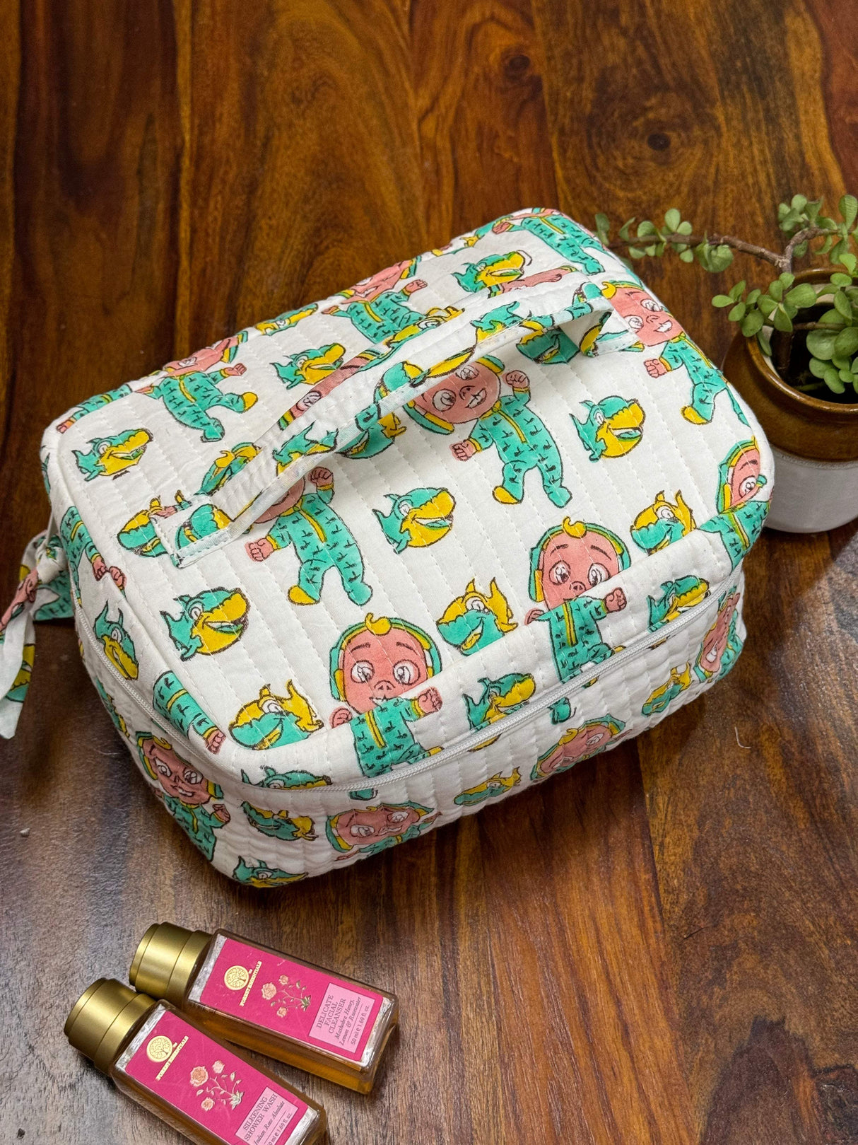 travel-toiletry-bag-india