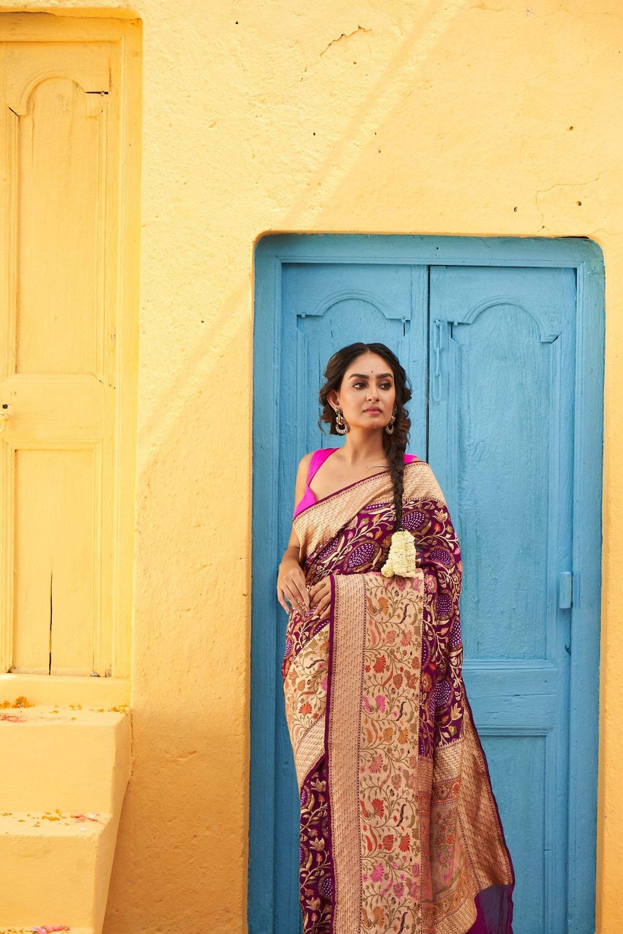 Alluring Wine Shade Handloom Pure Banarsi Georgette Bandhani Saree