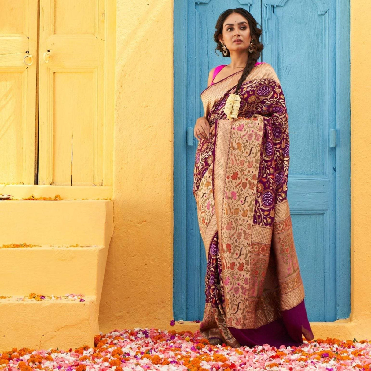 Alluring Wine Shade Handloom Pure Banarsi Georgette Bandhani Saree