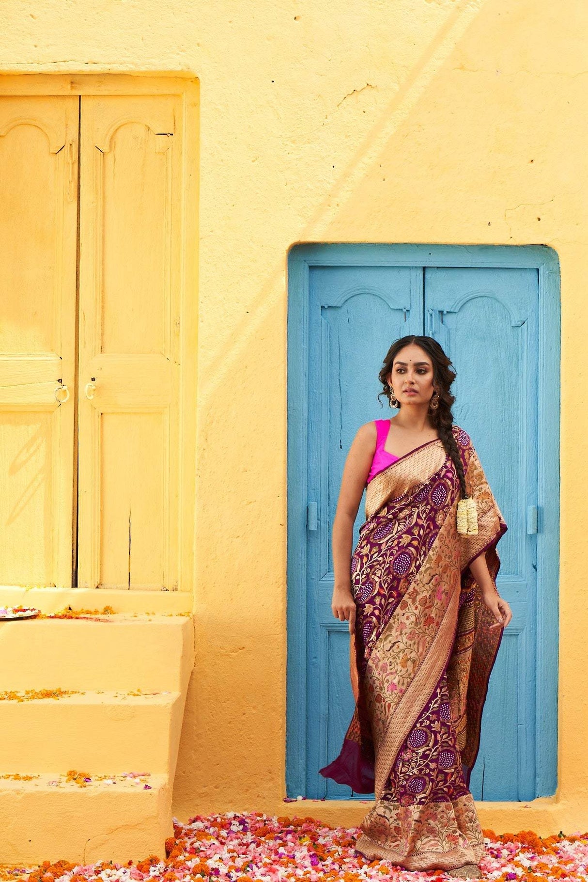 Alluring Wine Shade Handloom Pure Banarsi Georgette Bandhani Saree