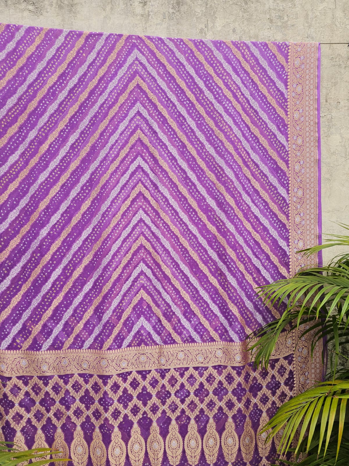 elegant-lavander-pure-banarasi-georgette-bandhani-saree