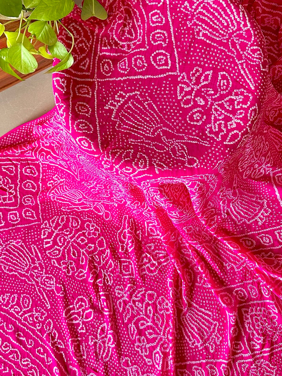 exclusive-royal-fuchsia-pure-georgette-rai-bandhani-dupatta