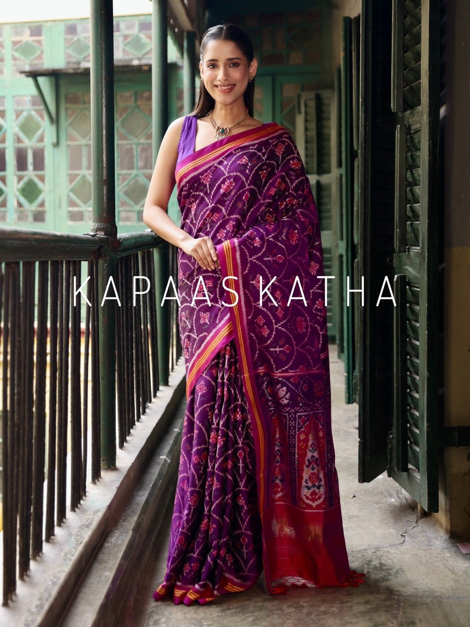 exquisite-legacy-mulberry-silk-single-ikat-patola-saree