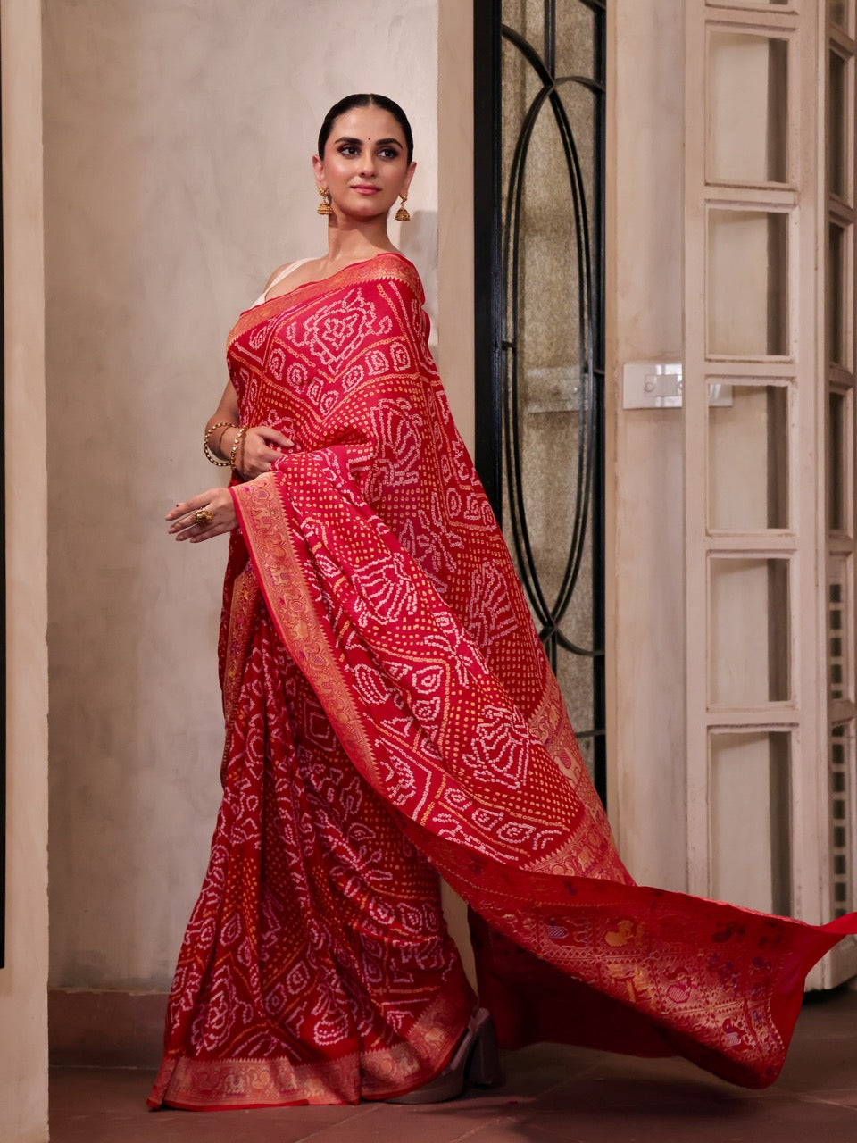 exquisite-red-banarasi-georgette-bandhani-saree