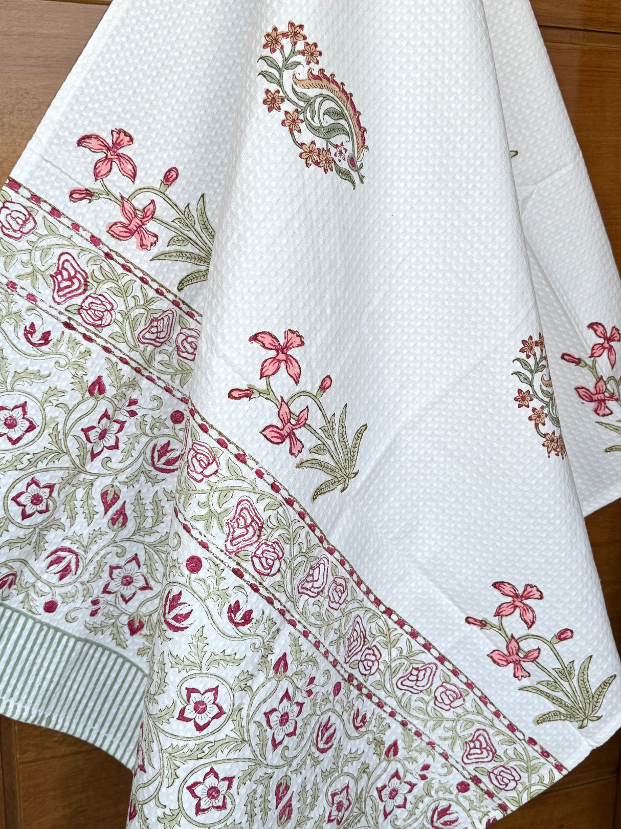 quick-dry-lightweight-handblock-cotton-spa-towel