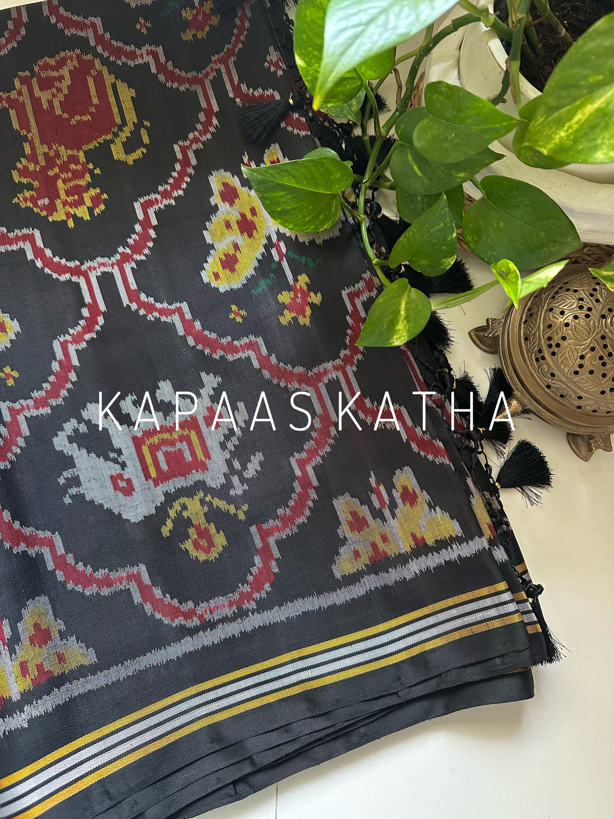 festive-heritage-luxe-pure-single-ikat-mulberry-silk-saree