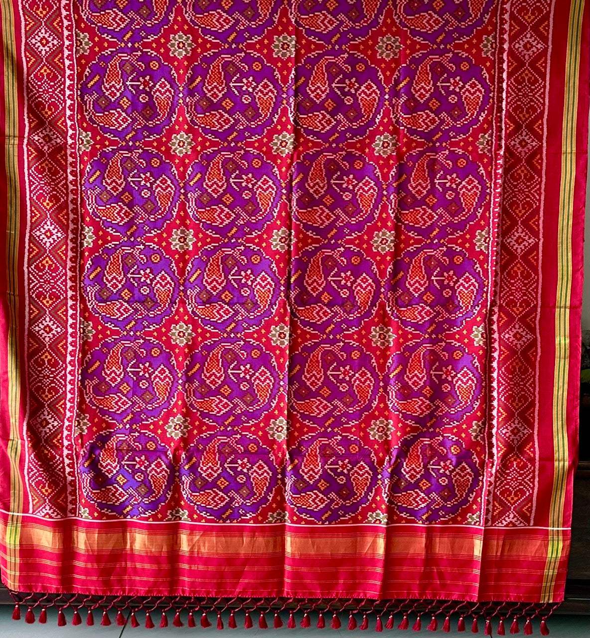 Handloom Purple and Red Mulberry Silk Ikat Patola Dupatta with Fish Chhabdi Theme
