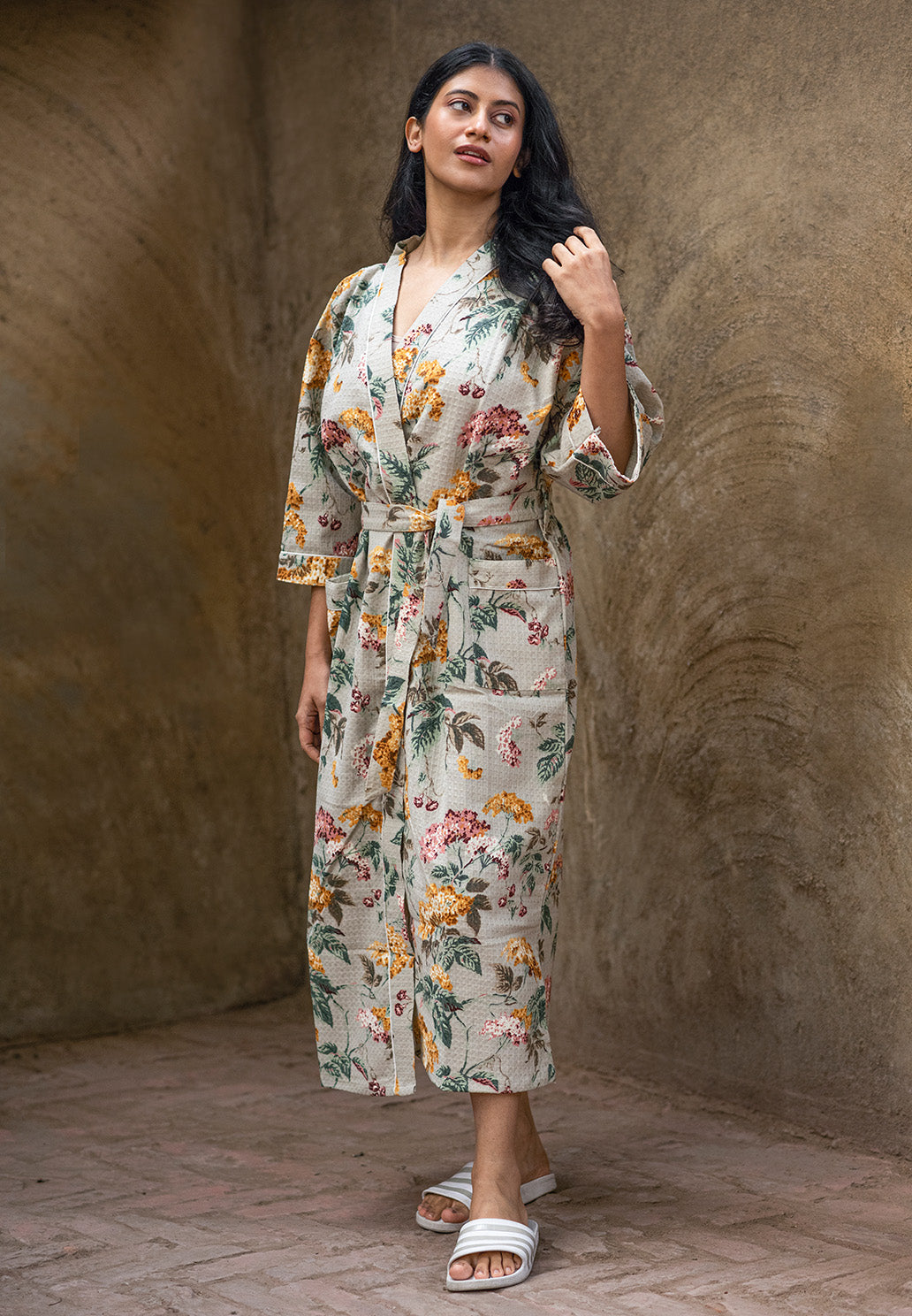 floral-grey-cotton-waffle-bathrobe-zoom-in-view