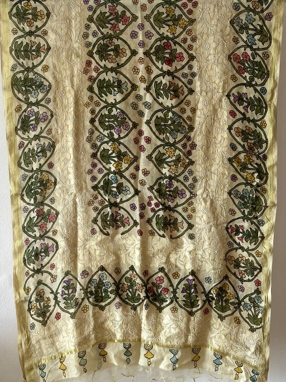 floral-kalamkari-chanderi-cotton-silk-dupatta-with-lucknow-embroidery