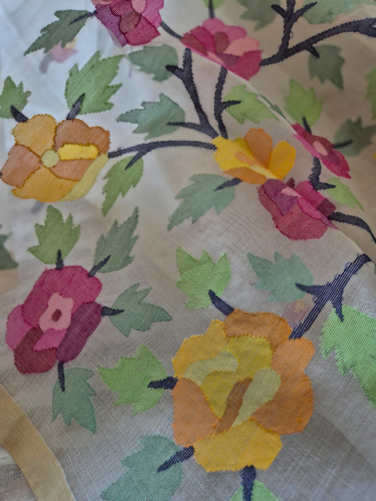 floral-theme-handloom-off-white-muslin-silk-jamdani-dupatta