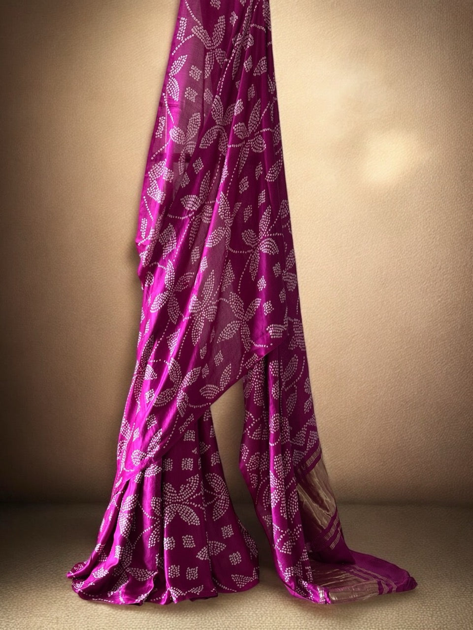 floral-theme-orchid-purple-pure-gajji-silk-bandhani-saree