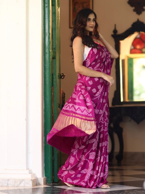 floral-theme-orchid-purple-pure-gajji-silk-bandhani-saree