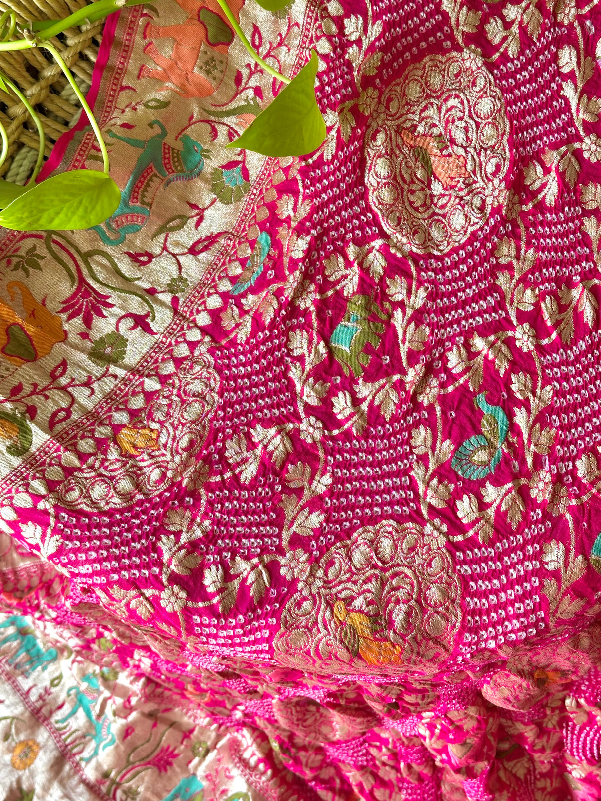 fuchsia-pink-banarasi-bandhani-elegant-dupatta